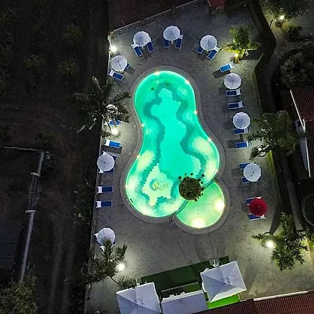 Hotel Rosy Ricadi