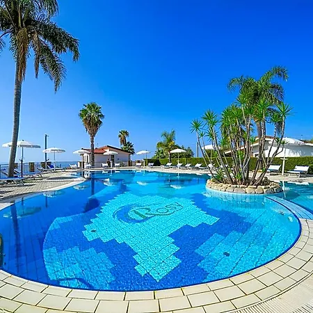 Rosy 4* Ricadi