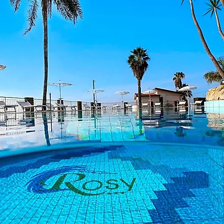 Rosy Hotel Ricadi