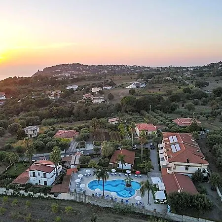 Hotel Rosy 4*